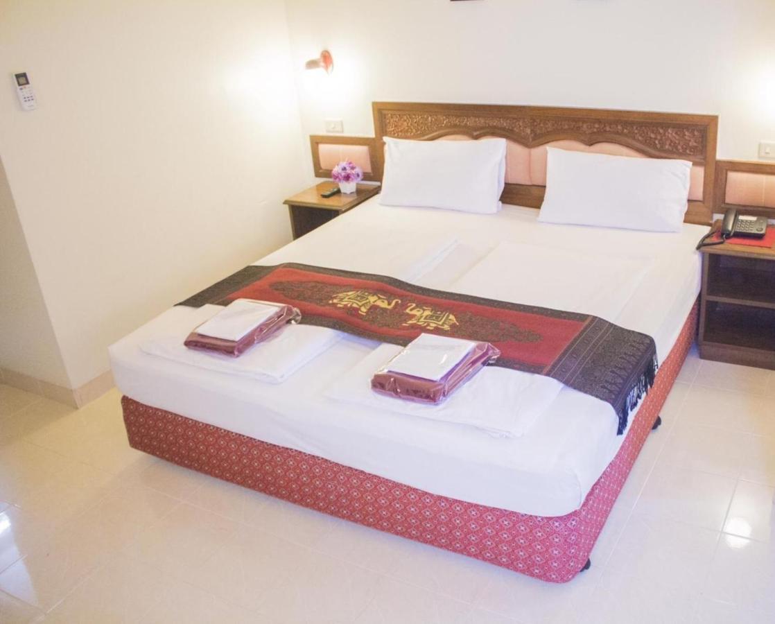 People Place Classic Hotel Sha Extra Plus Chiang Mai Ngoại thất bức ảnh