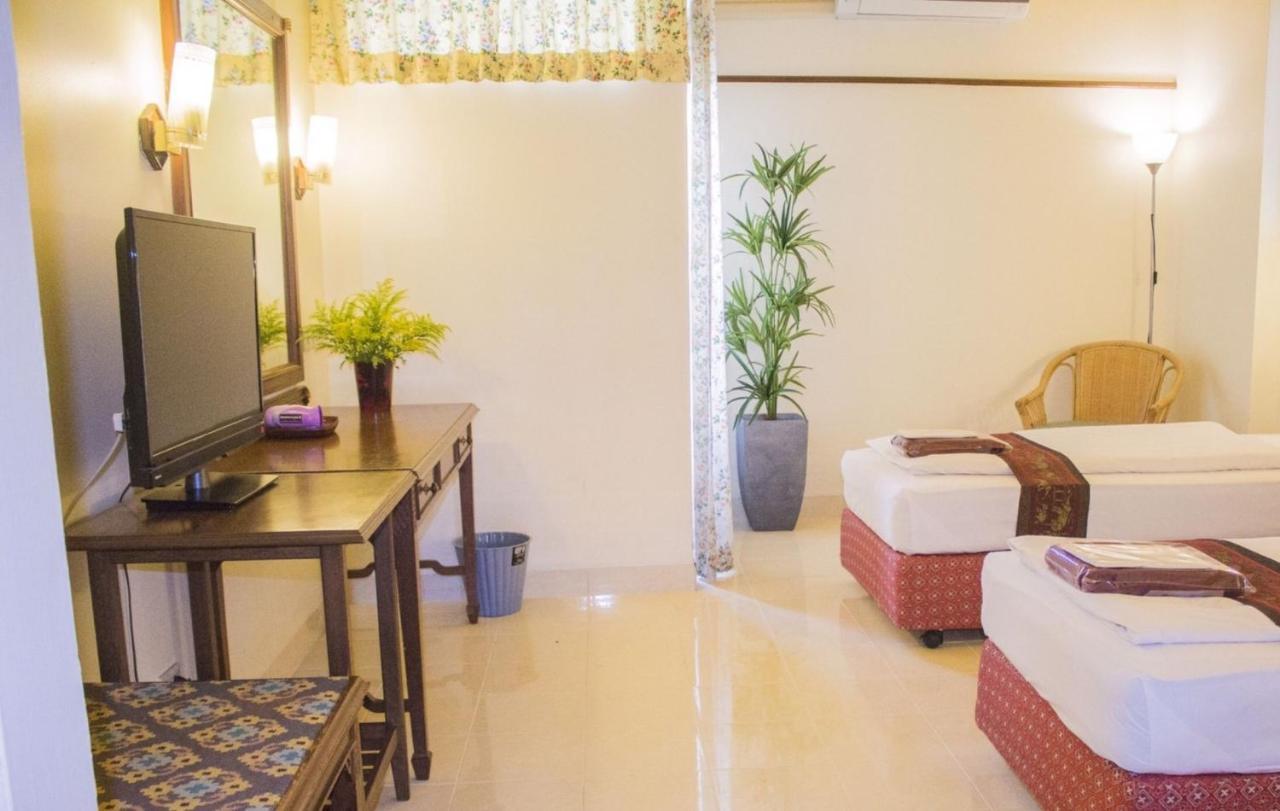 People Place Classic Hotel Sha Extra Plus Chiang Mai Ngoại thất bức ảnh